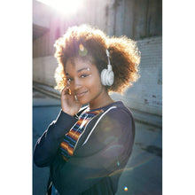 Load image into Gallery viewer, Jbl Live 460 Bluetooth Headphone On Ear headphones