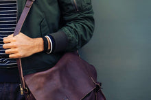 Load image into Gallery viewer, Fitbit Inspire Hr Heart Rate & Fitness Tracker with S & L Bands