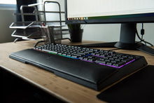 Load image into Gallery viewer, RAZER RZ03-OCKB-B Ornata Chroma - Revolutionary Mecha-Membrane Gaming Keyboard with Mid-Height Keycaps - Ergonomic Design (Renewed), RGB

